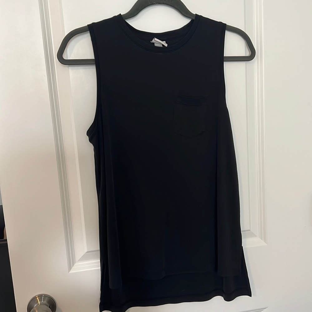 Black Tank